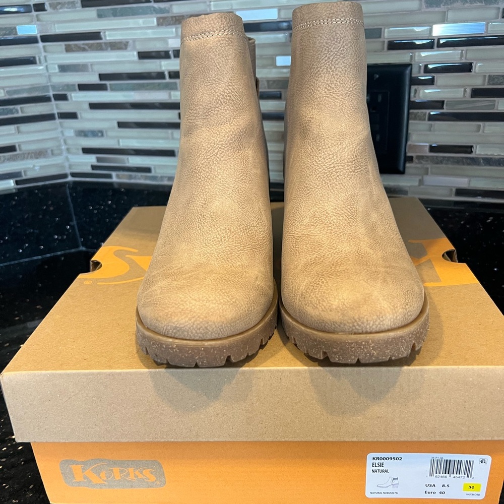 Korks Elsie Bootie 
Natural Faux Leather